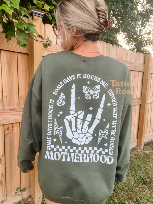 Rockin’ Motherhood Crew